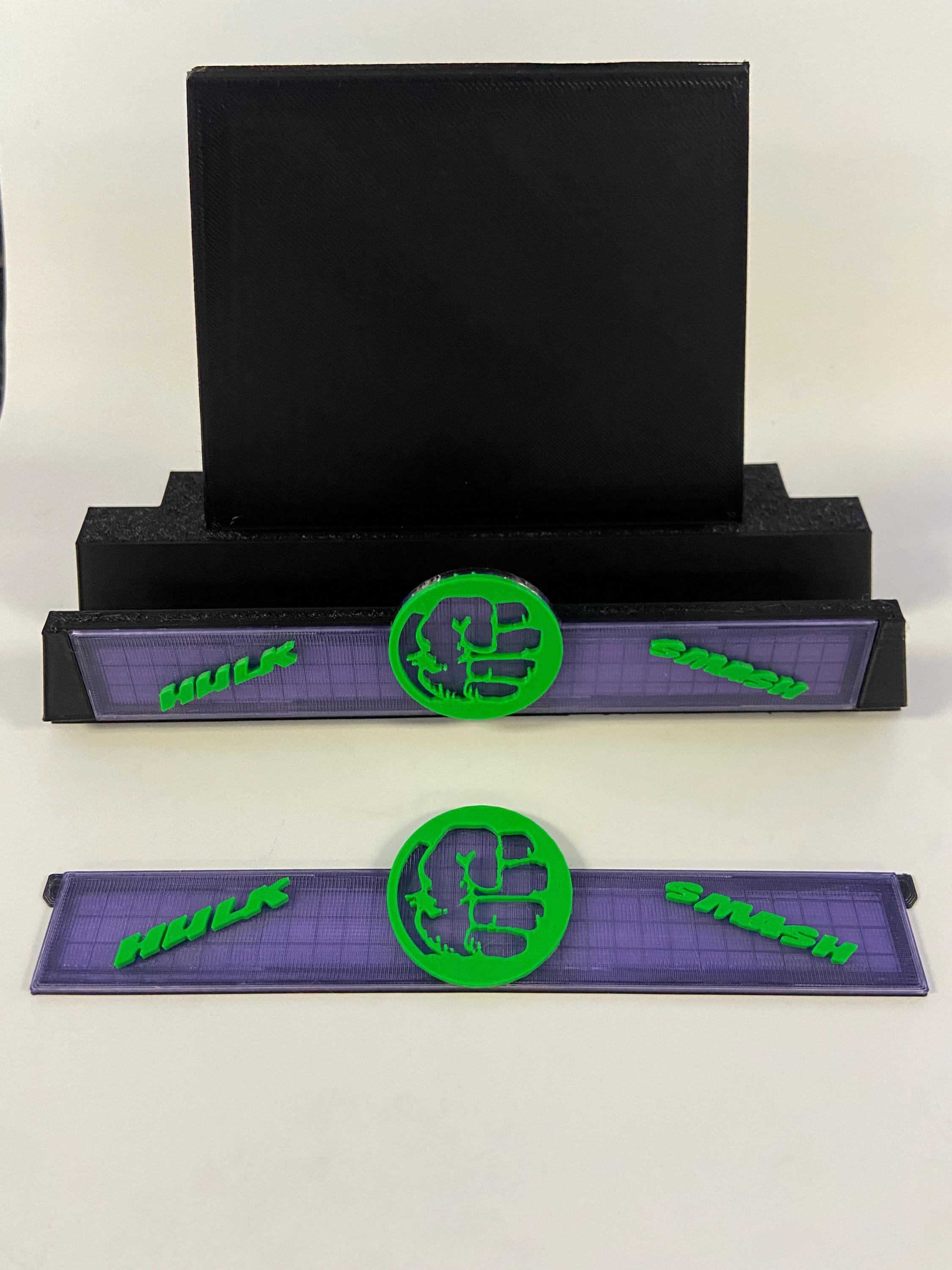 Interchangeable Comic Display Stand | 3D Printed Hero Logo Desk Stand