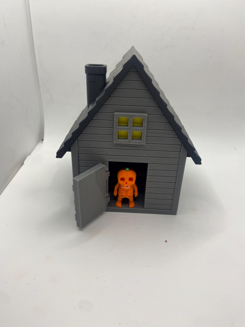 3D Printed Haunted House Playset with Halloween Mini Figures