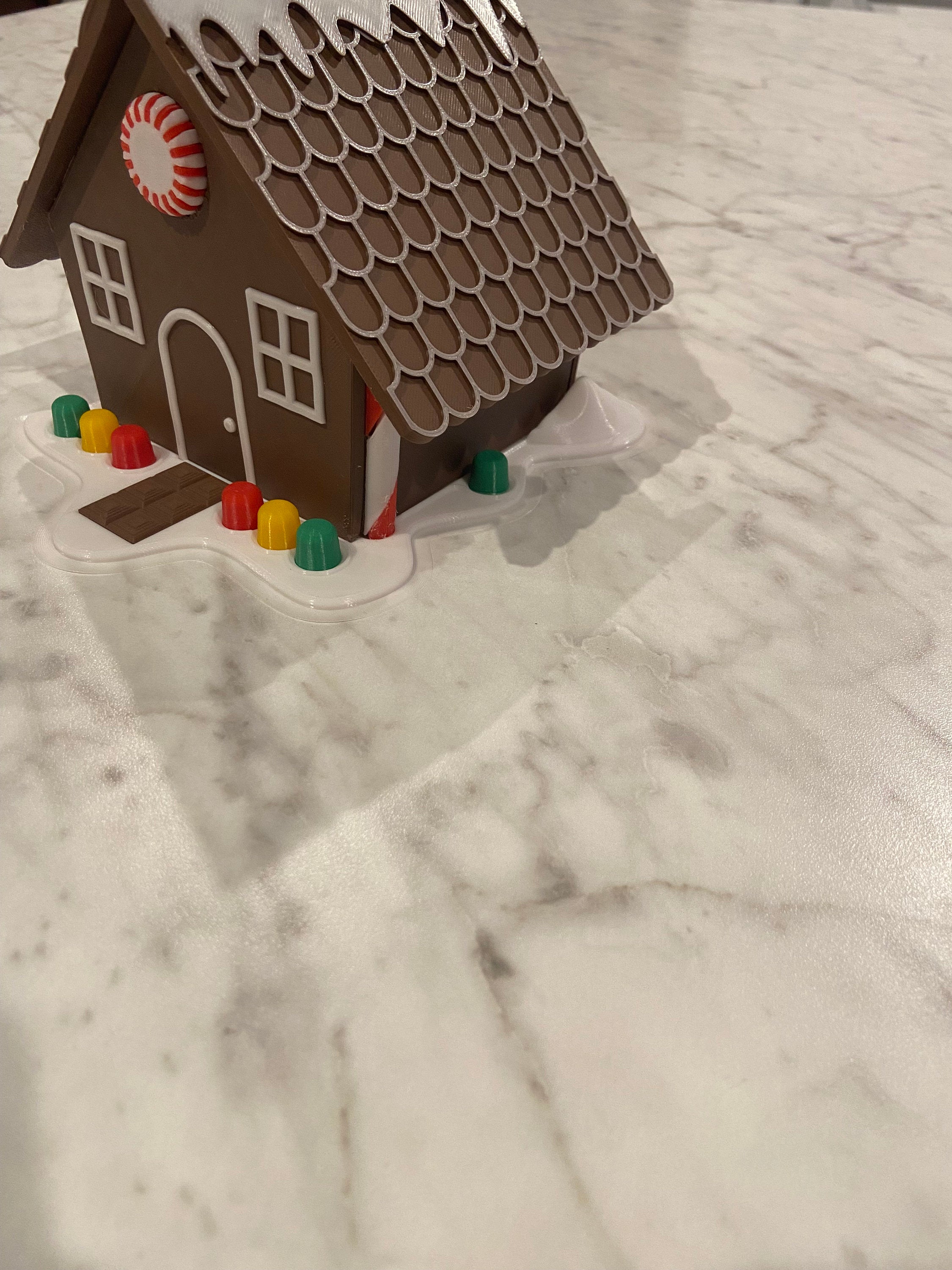 NO MESS Christmas Gingerbread House Kit! DIY!