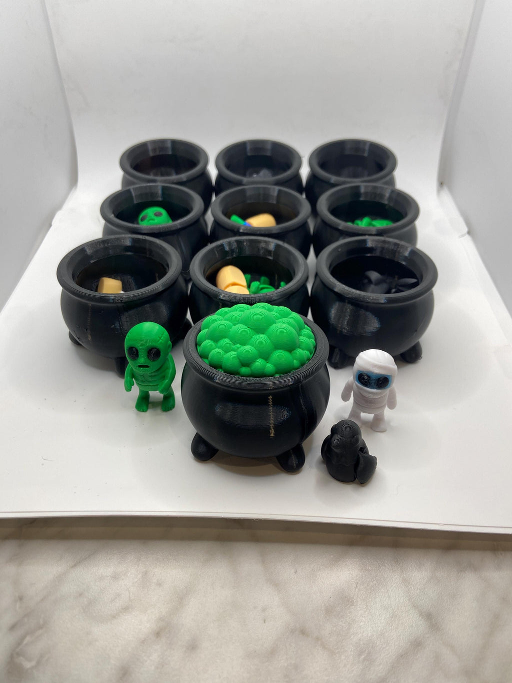 3D Printed Mini Witch Cauldron with Halloween Minis: Spooky Party Favor