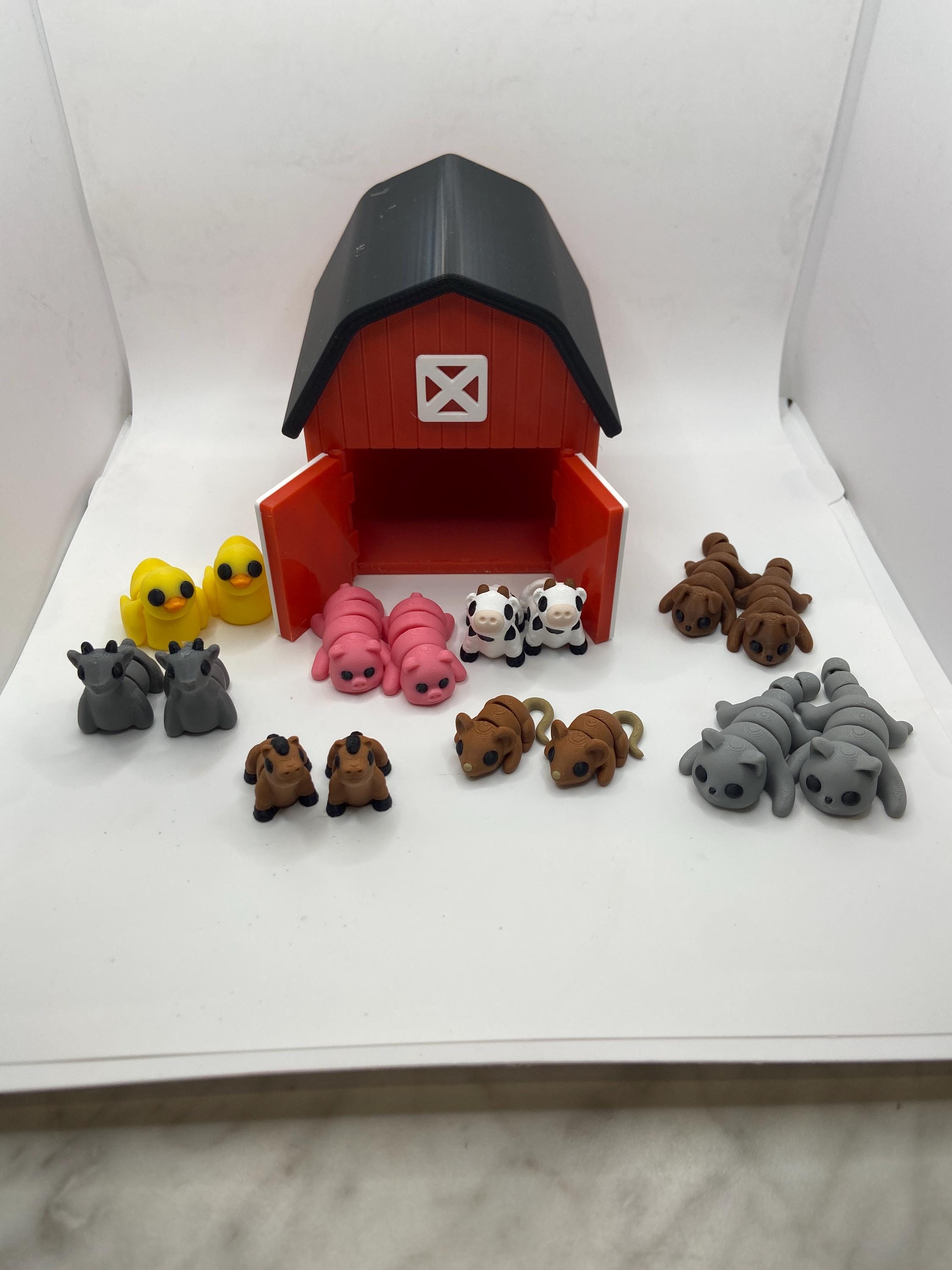 3D Printed Barnyard Playset: Miniature Farm Animals & Barn Décor