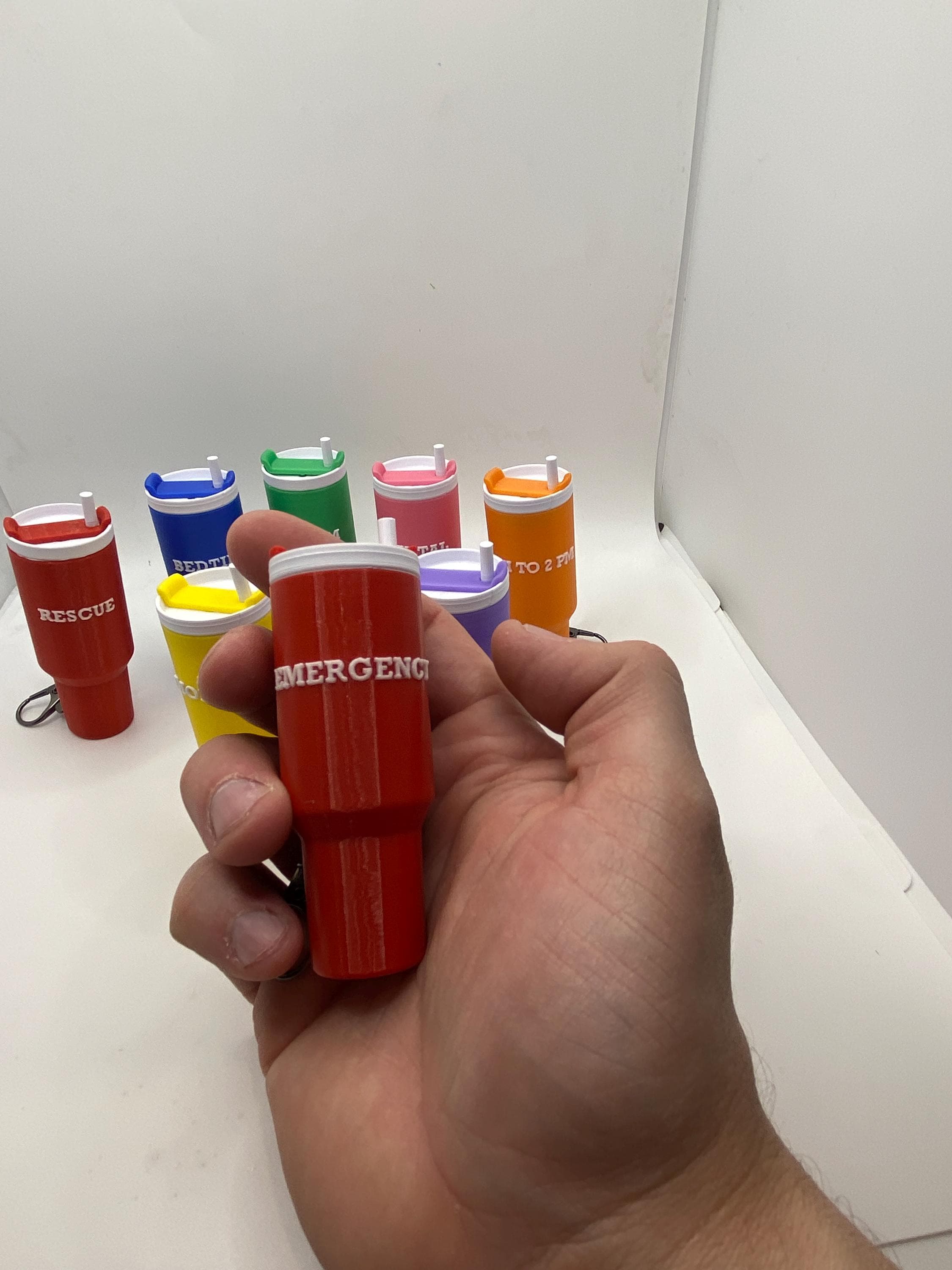Custom Mini Tumbler Keychain: 3D Printed Pill Holder & Organizer