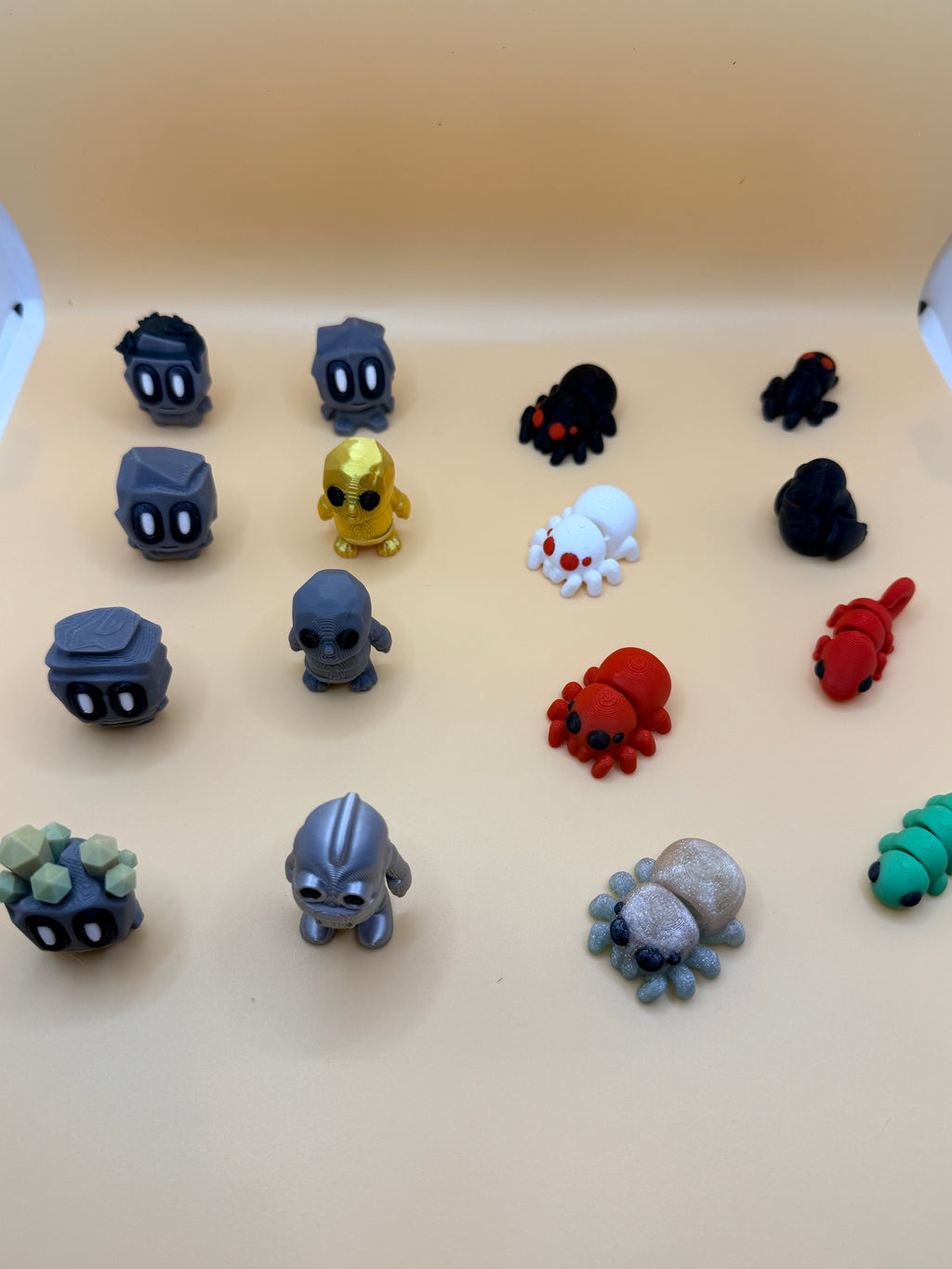 Articulating Mini Animals: Sensory Fidget Toys, Pocket Pals
