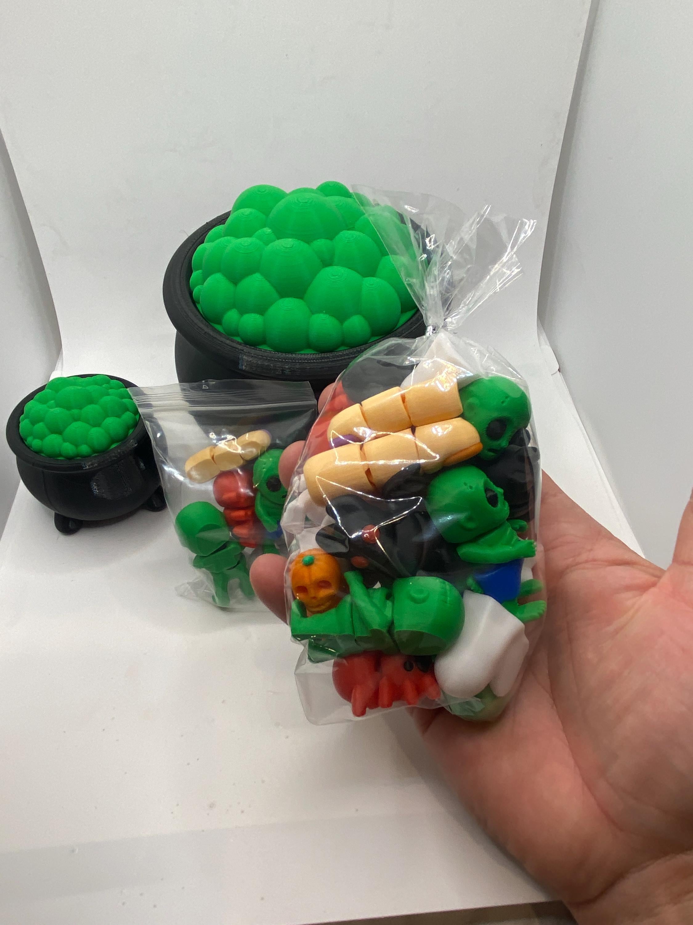 3D Printed Mini Witch Cauldron with Halloween Minis: Spooky Party Favor